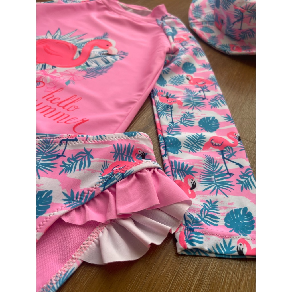 Kit Moda Praia Menina Biquíni Com Babado Camiseta Manga Longa UV Proteção Solar Flamingo Com Chapéu